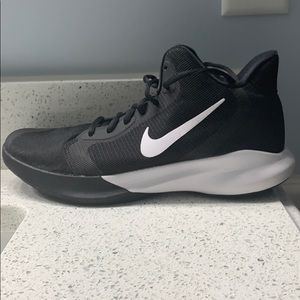 Nike hyper basketball shoes